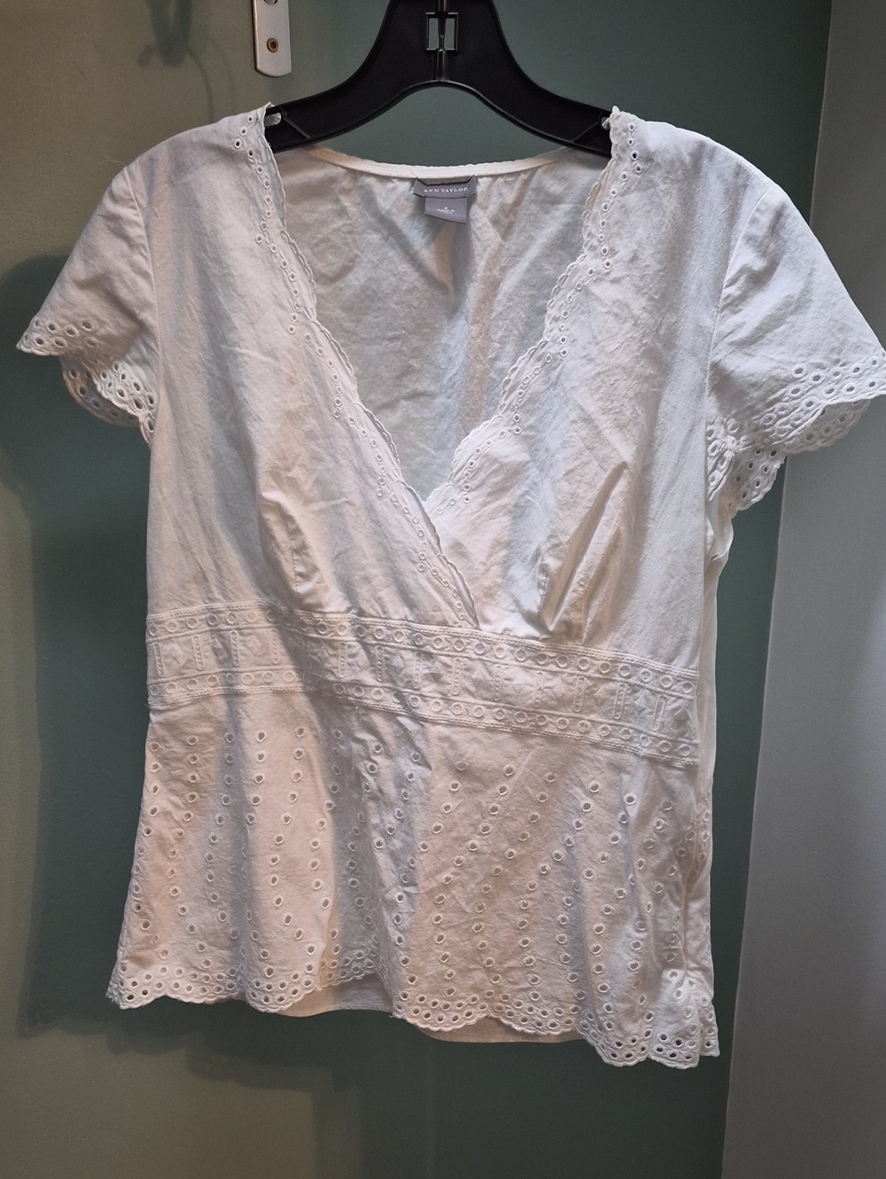 Ann Taylor White Eyelet V-Neck Cotton Top